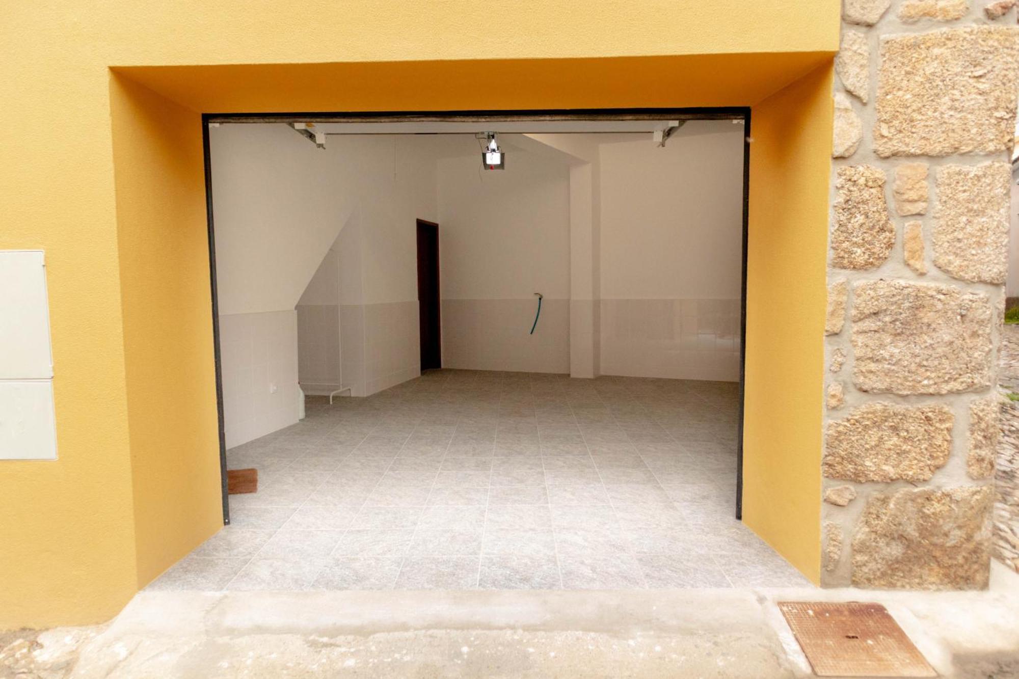 Casa Angulosa Covilhã Exteriör bild